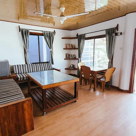 Jamburae Lodge Lagudri Exterior photo