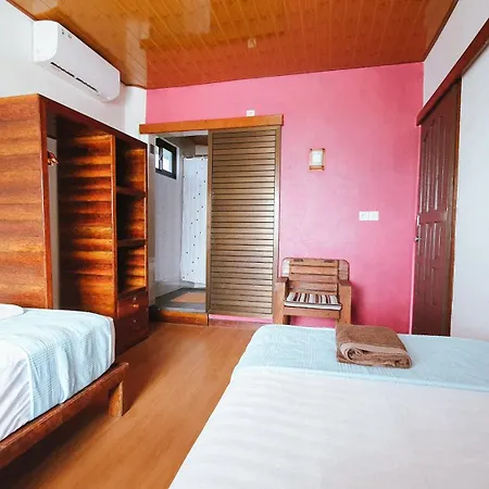Jamburae Lodge Lagudri Exterior photo